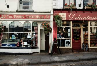 krisztina papp VRnb4dMwmBQ unsplash