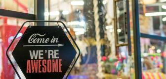 pexels artem beliaikin 1051747