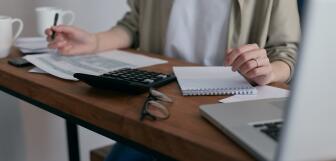 pexels mikhail nilov 6963857