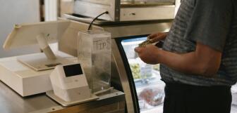 pexels tim samuel 5835018