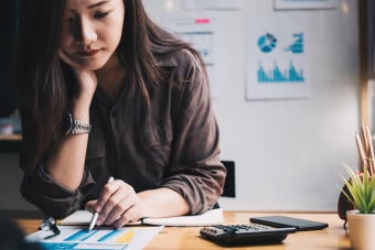 AdobeStock 288519746 Reverse